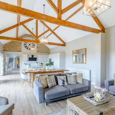 4 Bed In Scarborough Oc-79522 Sawdon