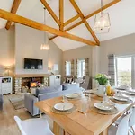 4 Bed In Scarborough Oc-79522 Sawdon