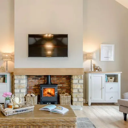 4 Bed In Scarborough Oc-79522 * Sawdon
